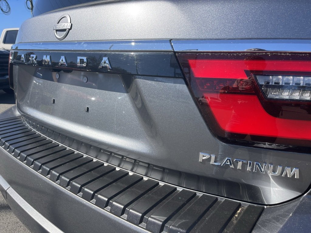 Used 2024 Nissan Armada Platinum image 35