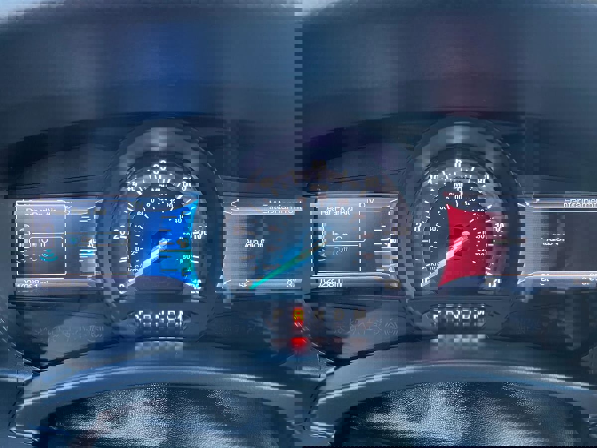 Used 2017 Ford Expedition XLT w/ Equipment Group 202A image 27