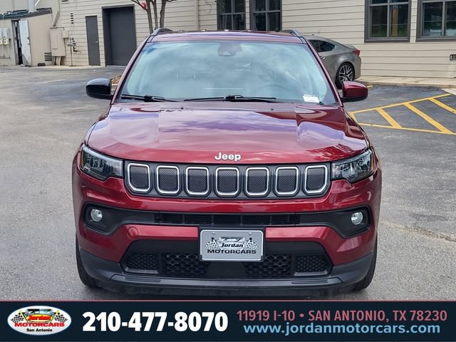Used 2022 Jeep Compass Latitude FWD image 8