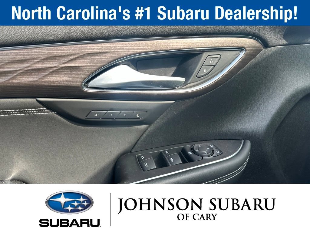Used 2022 Buick Envision Avenir w/ Technology Package II AWD/4WD image 21