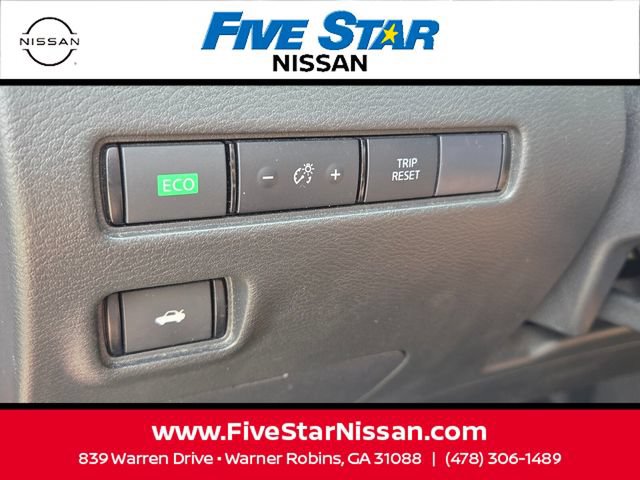 Used 2024 Nissan Sentra SR FWD image 28