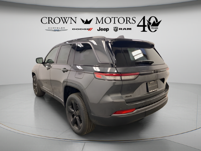 Used 2026 Jeep Grand Cherokee Limited w/ Limited Altitude Package AWD/4WD image 4