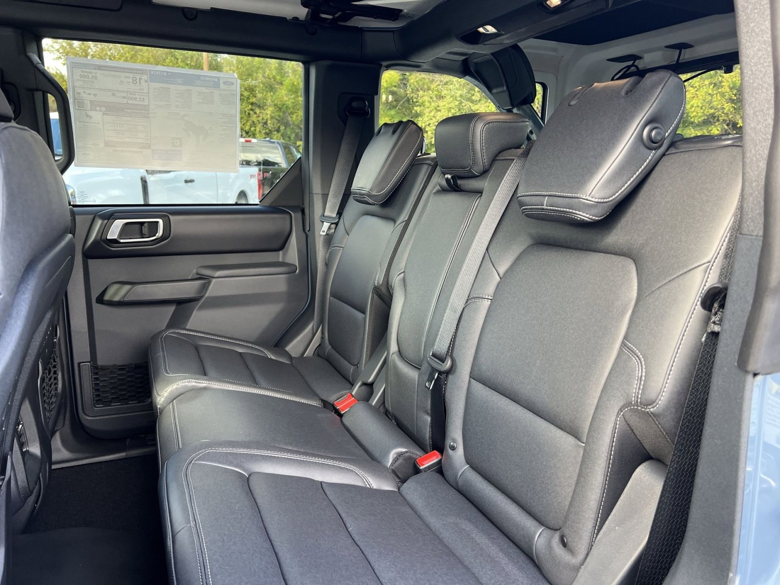 New 2025 Ford Bronco Badlands image 24