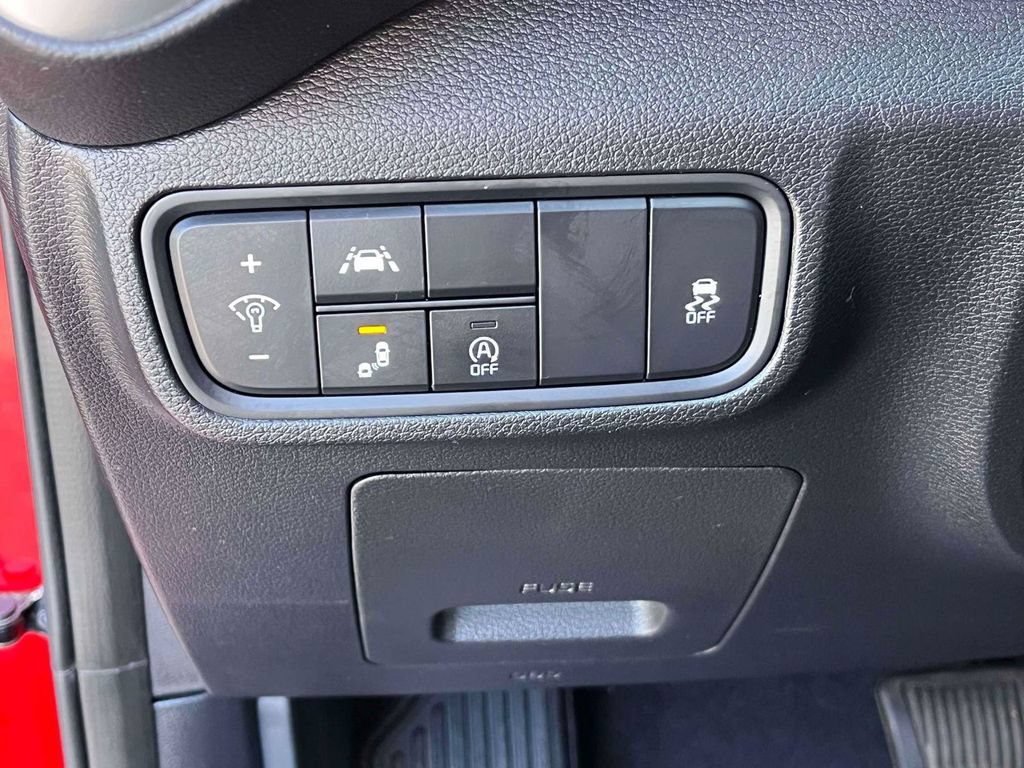 Used 2020 Kia Soul S FWD image 16