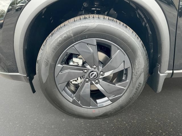 New 2026 Nissan Rogue SV w/ Cold Weather Package AWD/4WD image 10