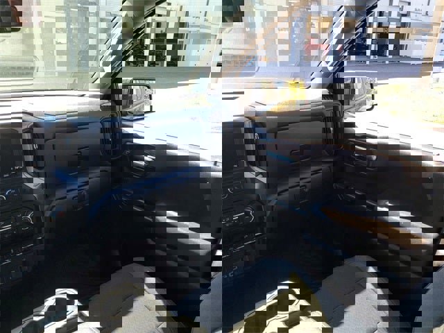 Used 2022 Chevrolet Silverado 1500 Custom w/ Safety Confidence Package image 52