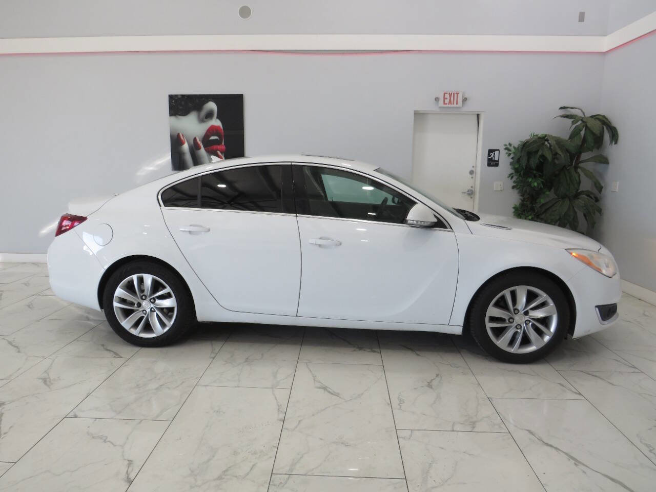 Used 2014 Buick Regal image 3
