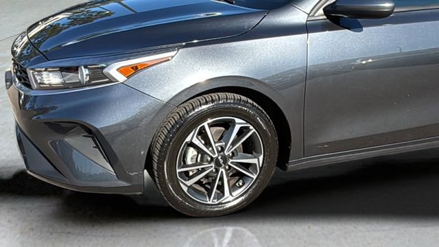 Used 2023 Kia Forte LXS image 33