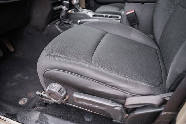 Used 2022 Jeep Gladiator Willys image 41