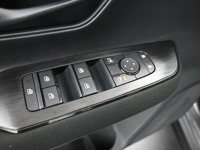 New 2026 Nissan Kicks S image 13