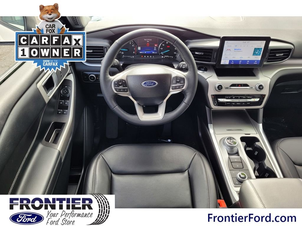 Used 2024 Ford Explorer XLT w/ Equipment Group 202A image 9