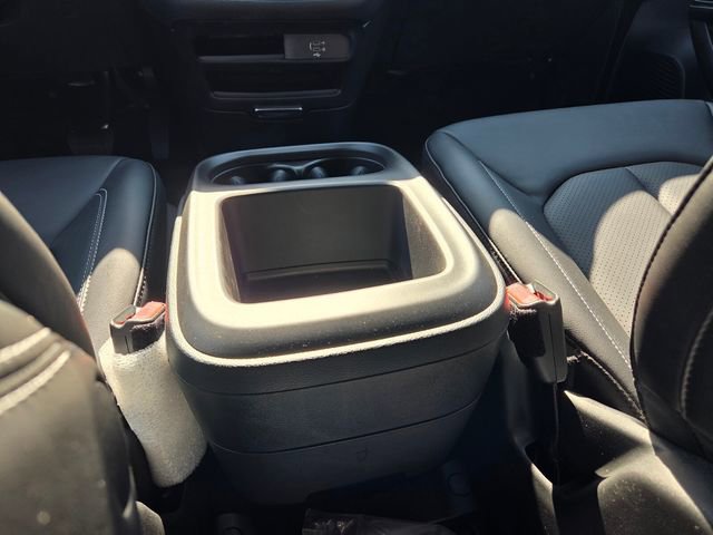 New 2026 Chrysler Pacifica Select FWD image 7