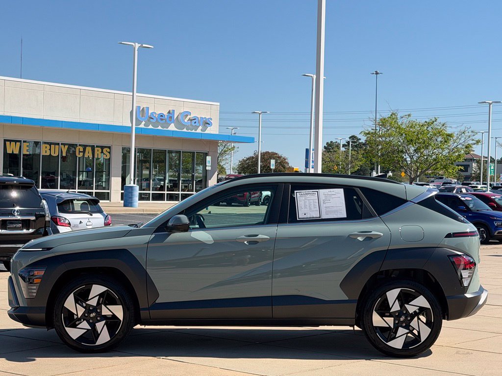 Used 2025 Hyundai Kona Limited FWD image 7