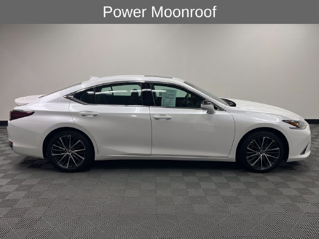 Certified 2025 Lexus ES 300h w/ Premium Package FWD image 4