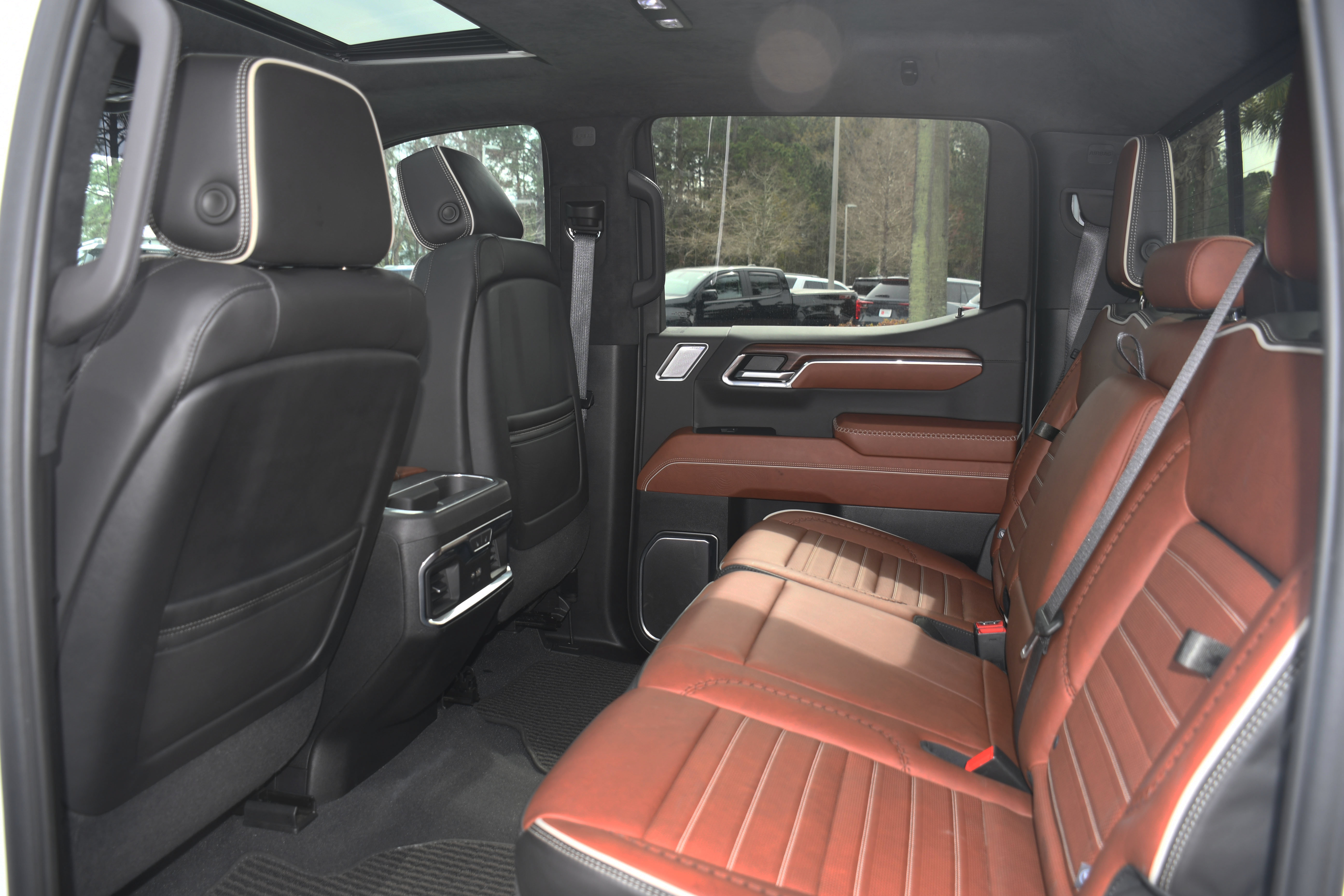 Used 2024 GMC Sierra 1500 Denali Ultimate AWD/4WD image 17