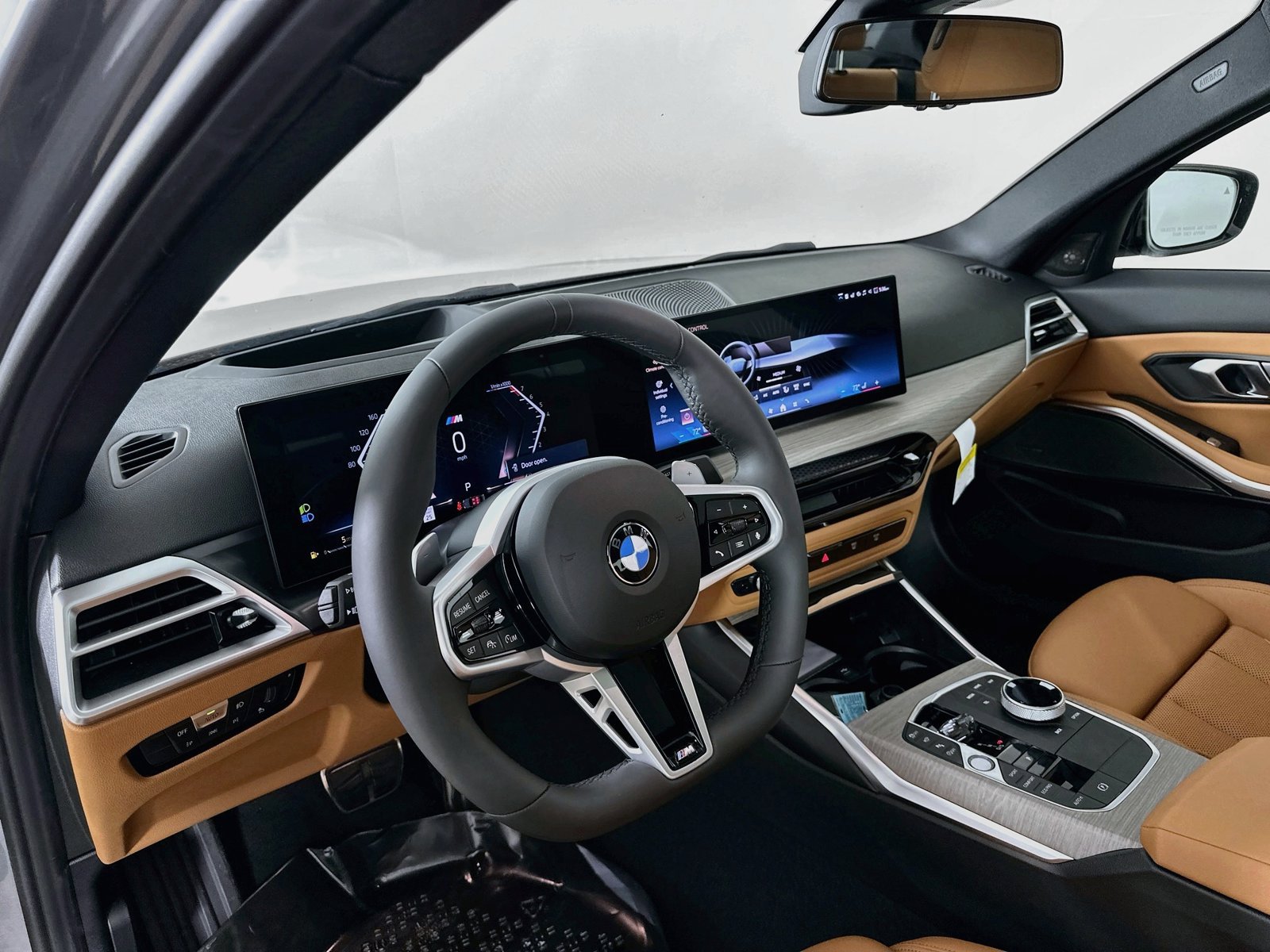 New 2026 BMW 330i xDrive Sedan w/ M Sport Package AWD/4WD image 31
