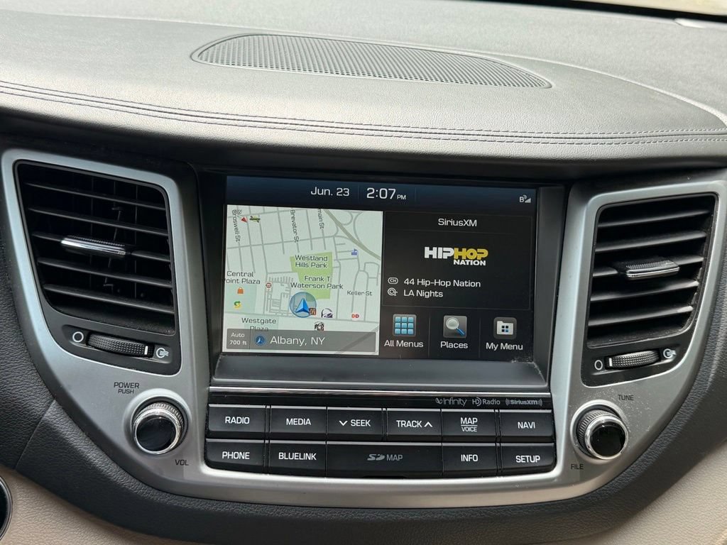 Used 2017 Hyundai Tucson SE Plus AWD/4WD image 13