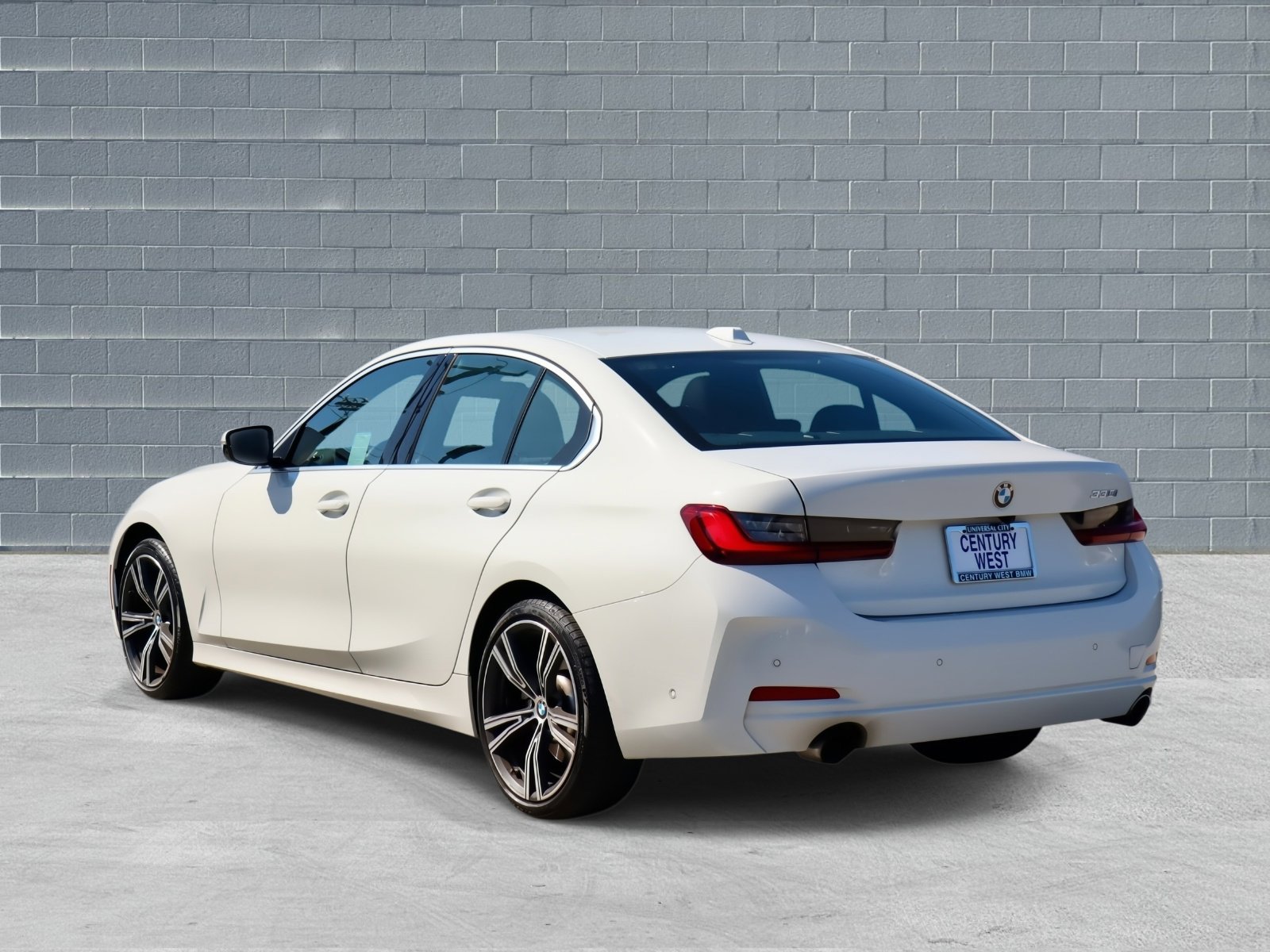 Used 2024 BMW 330i Sedan image 6