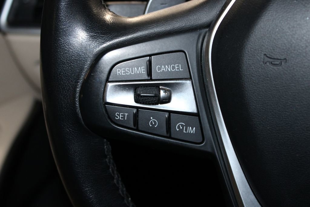 Used 2019 BMW 330i xDrive Sedan image 33