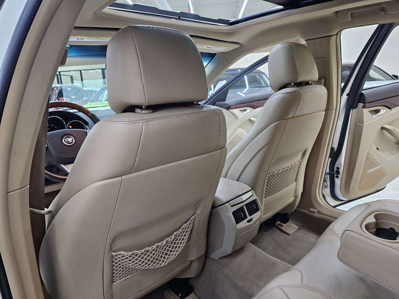 Used 2010 Cadillac CTS Luxury image 23