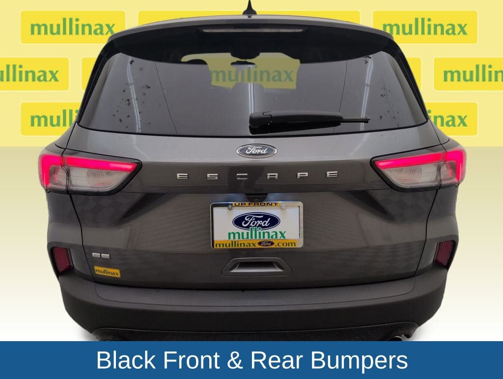 Used 2022 Ford Escape SE w/ SE Sport Appearance Package image 31