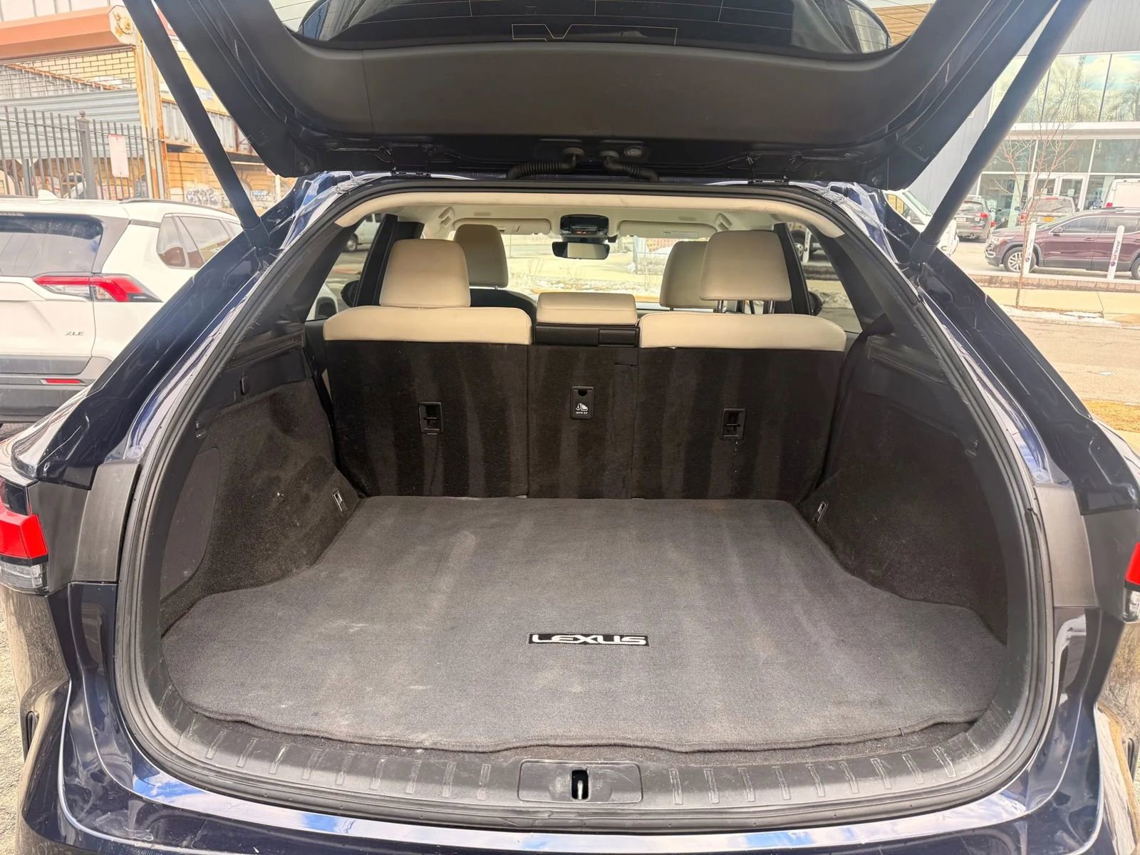 Used 2024 Lexus RX 350 FWD w/ Technology Package image 35