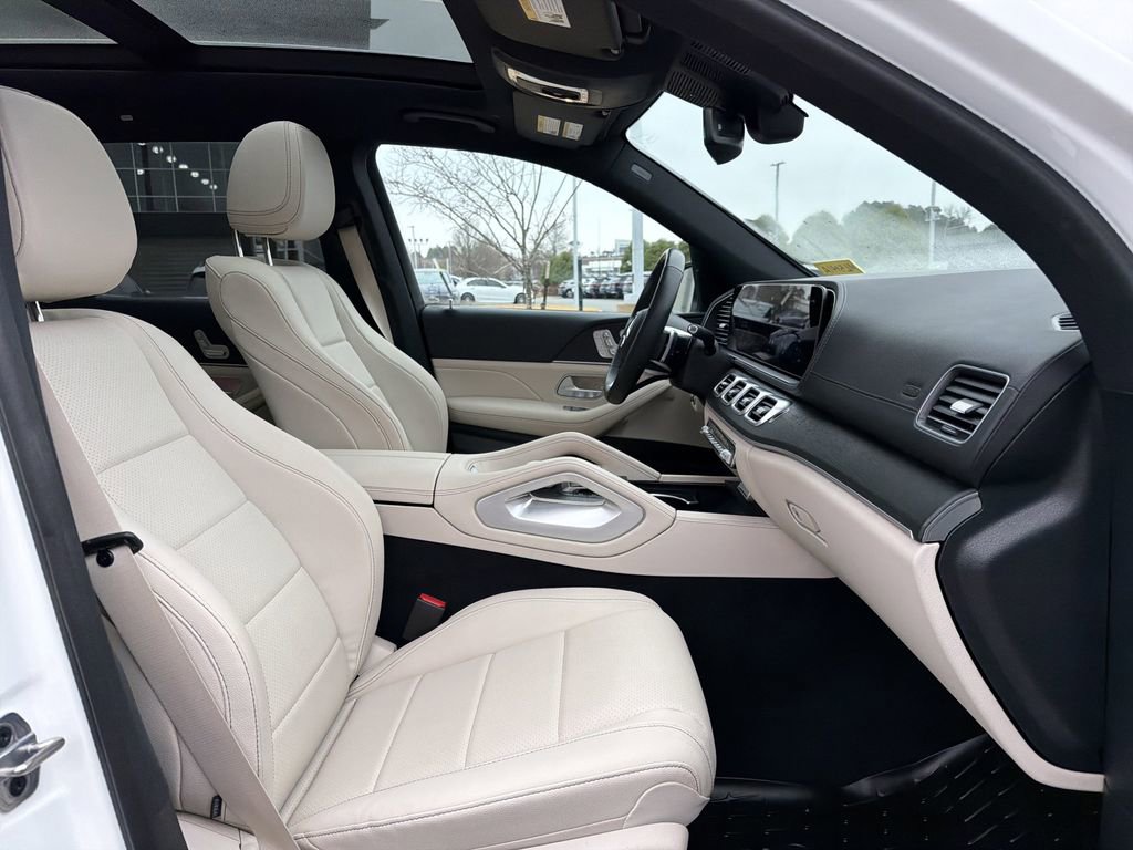 Certified 2024 Mercedes-Benz GLS 450 4MATIC image 28