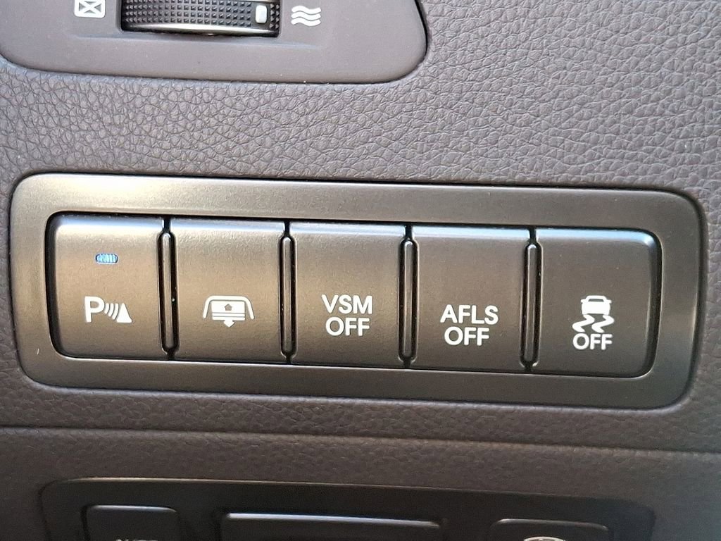 Used 2011 Hyundai Equus Signature image 27