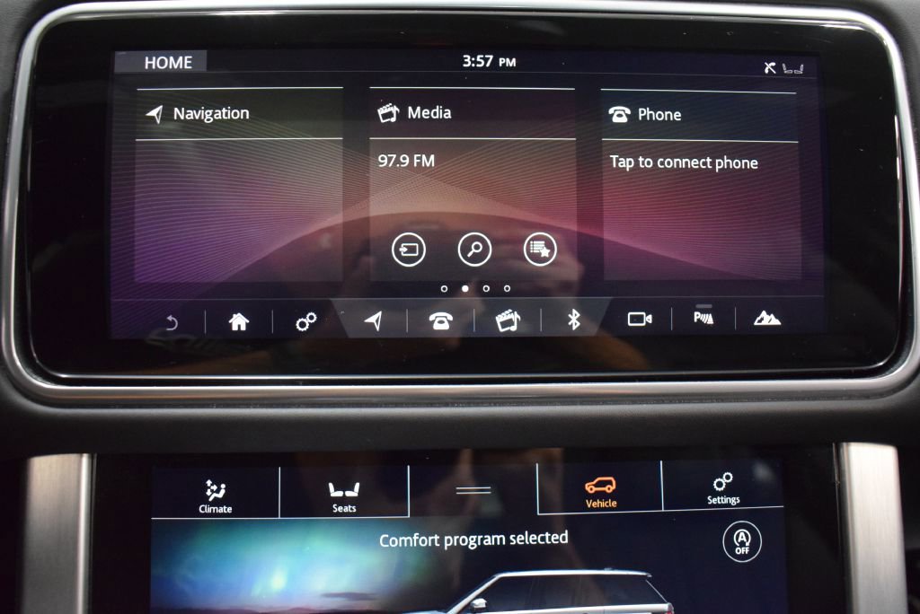 Used 2019 Land Rover Range Rover HSE image 29