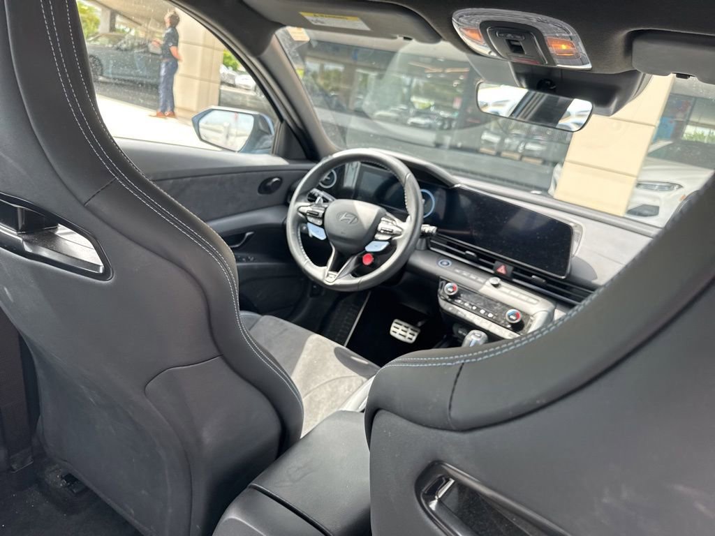 Used 2025 Hyundai Elantra N FWD image 15