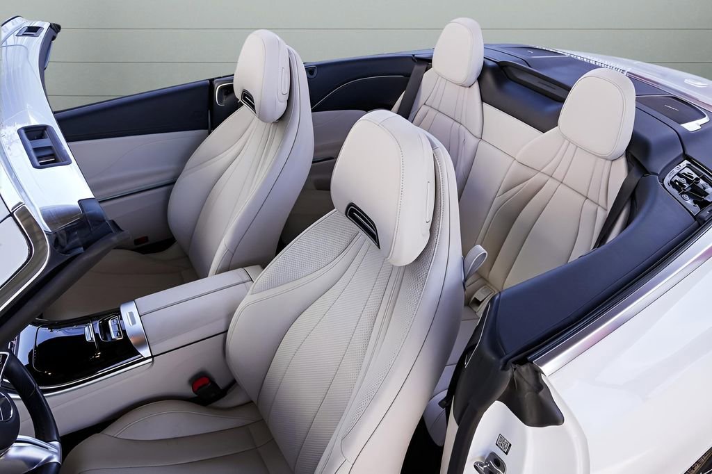 Used 2024 Mercedes-Benz CLE 300 4MATIC Cabriolet image 40