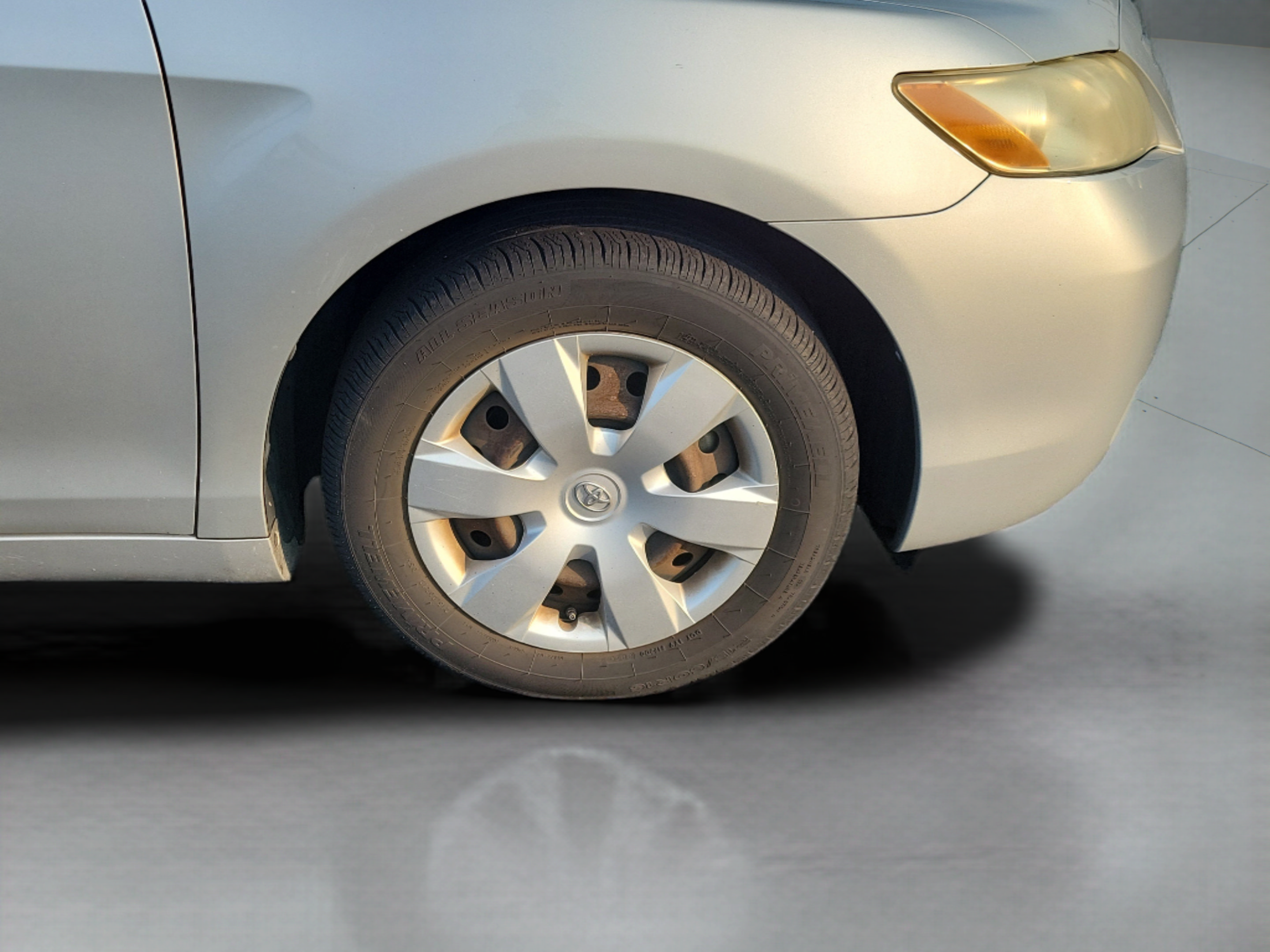 Used 2007 Toyota Camry CE FWD image 16