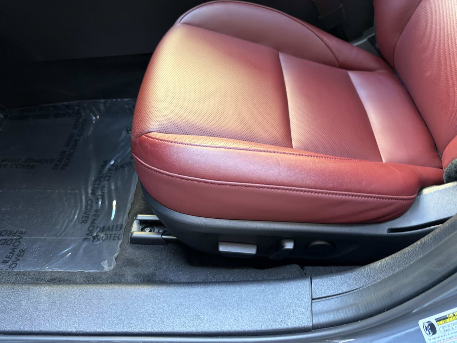 Used 2023 MAZDA MAZDA3 s FWD image 16
