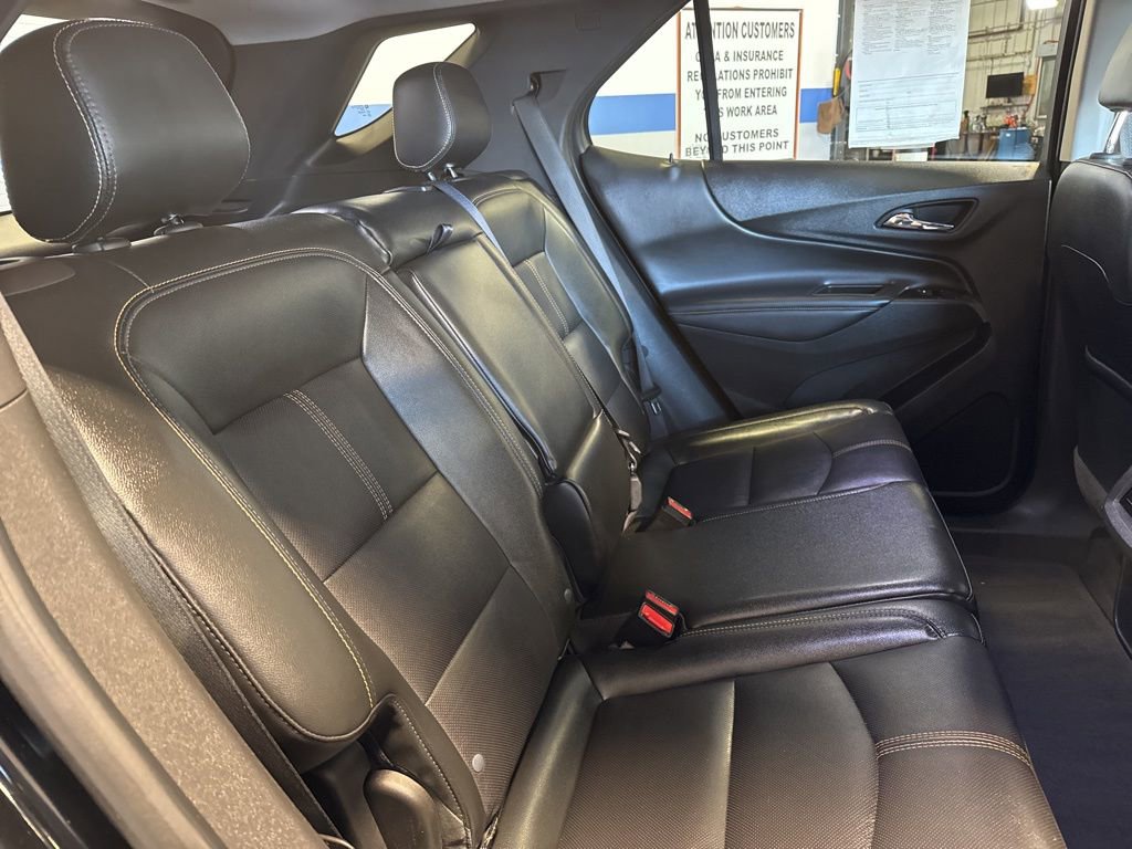 Used 2023 Chevrolet Equinox Premier image 31