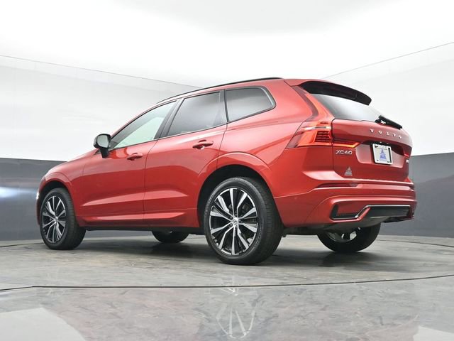Used 2024 Volvo XC60 B5 Plus w/ Protection Package Premier AWD/4WD image 42