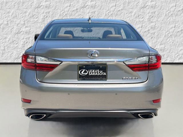 Used 2016 Lexus ES 350 w/ Premium Package w/Wood Trim image 4