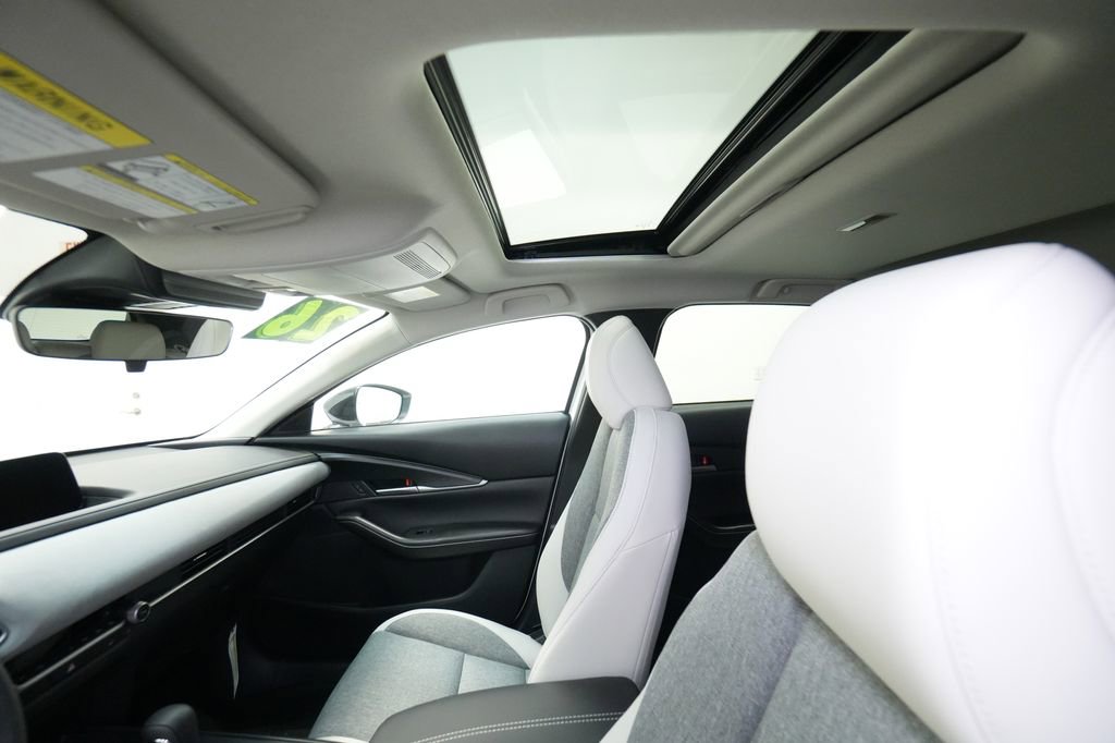 New 2026 MAZDA CX-30 Aire Edition image 17