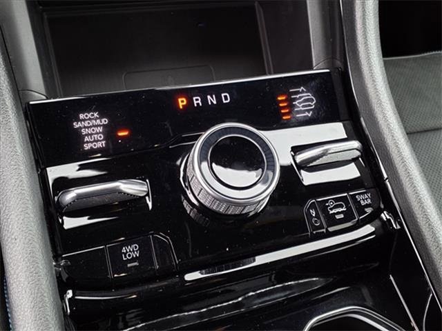 New 2022 Jeep Grand Cherokee Trailhawk w/ Advanced Protech Group II image 25