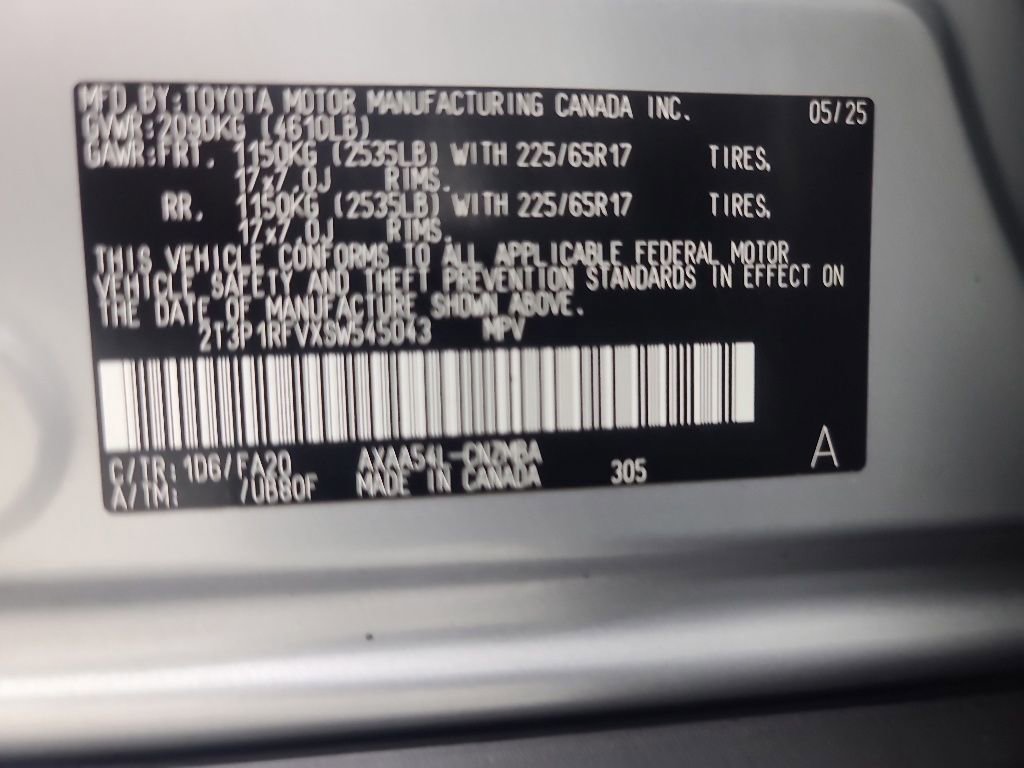 Used 2025 Toyota RAV4 XLE AWD/4WD image 40