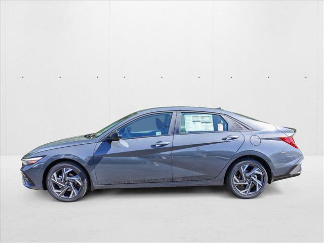 New 2025 Hyundai Elantra SEL image 8