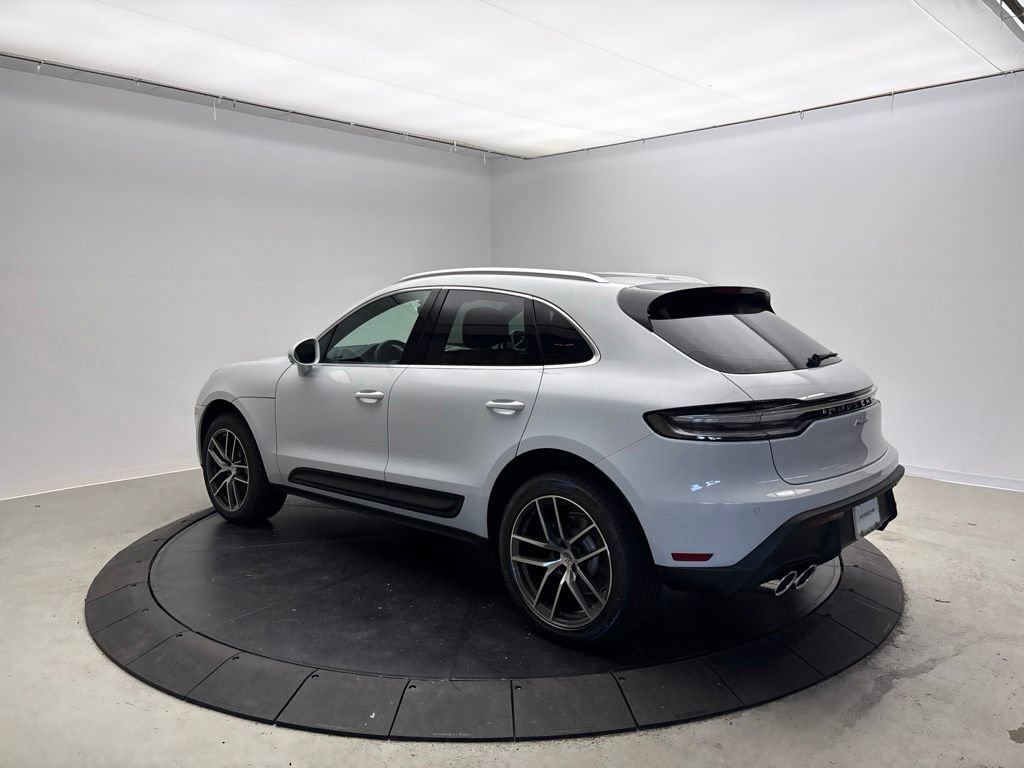 New 2026 Porsche Macan AWD/4WD image 3