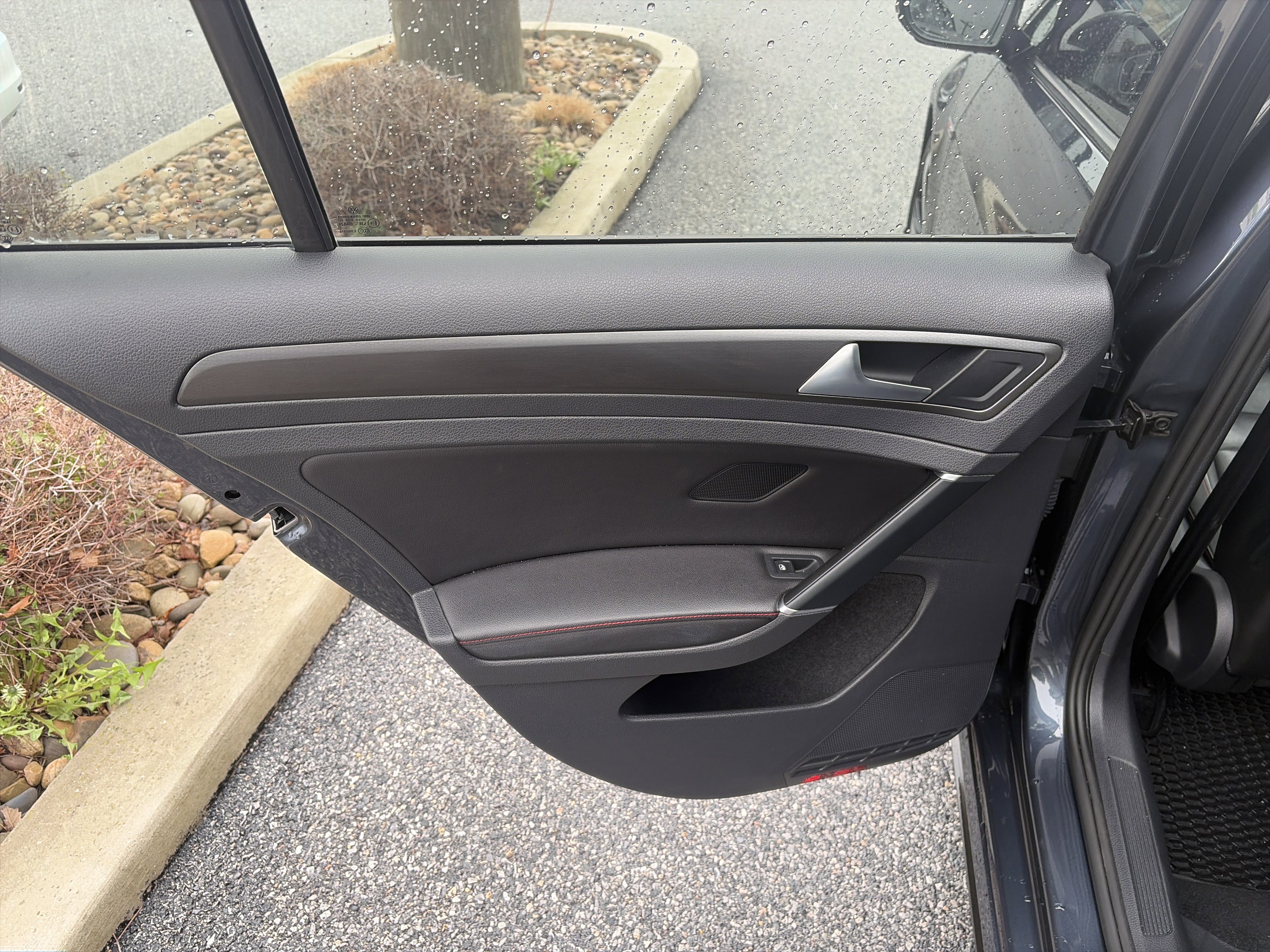 Used 2018 Volkswagen GTI S image 19