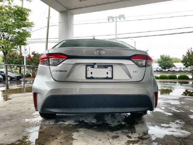 Used 2025 Toyota Corolla LE FWD image 7