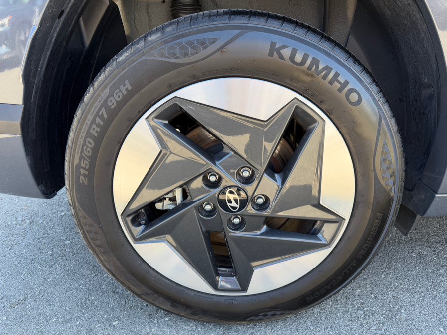 Used 2024 Hyundai Kona SEL FWD image 47