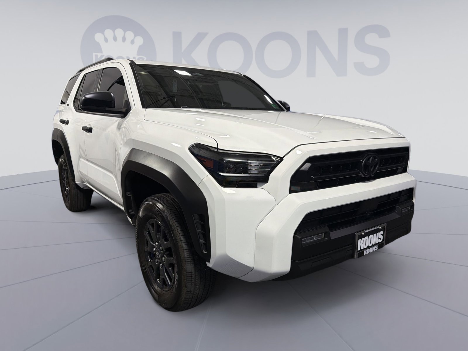 Used 2025 Toyota 4Runner SR5 AWD/4WD image 10