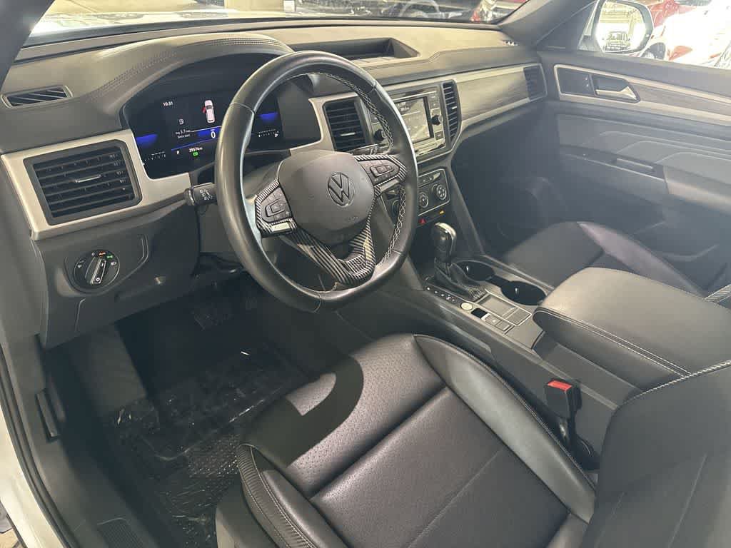 Used 2023 Volkswagen Atlas Cross Sport SE FWD image 28
