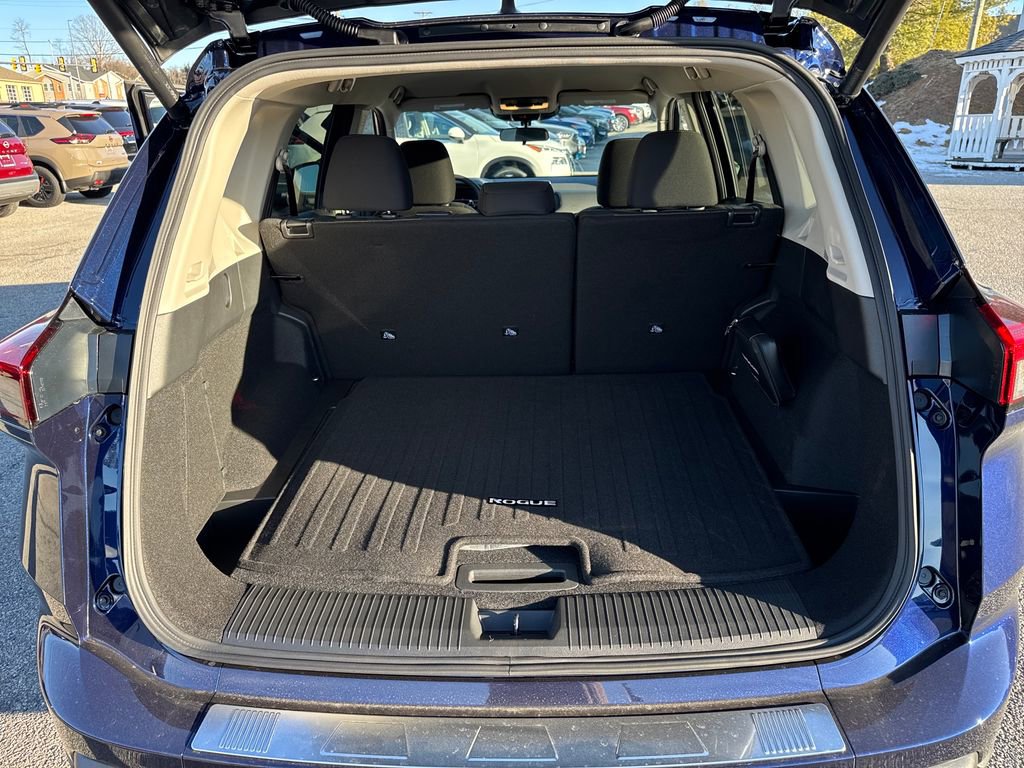 New 2026 Nissan Rogue SV w/ Cold Weather Package image 24