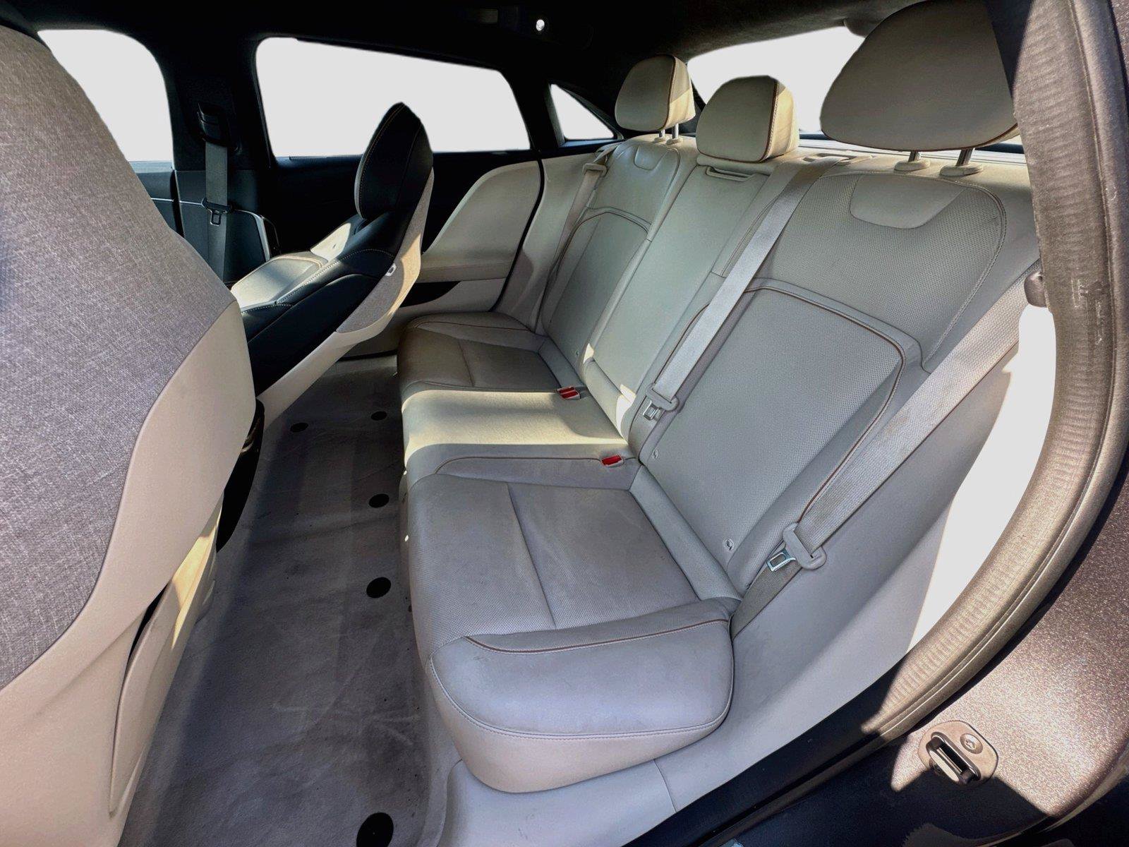 Used 2024 Lucid Air Touring AWD/4WD image 11