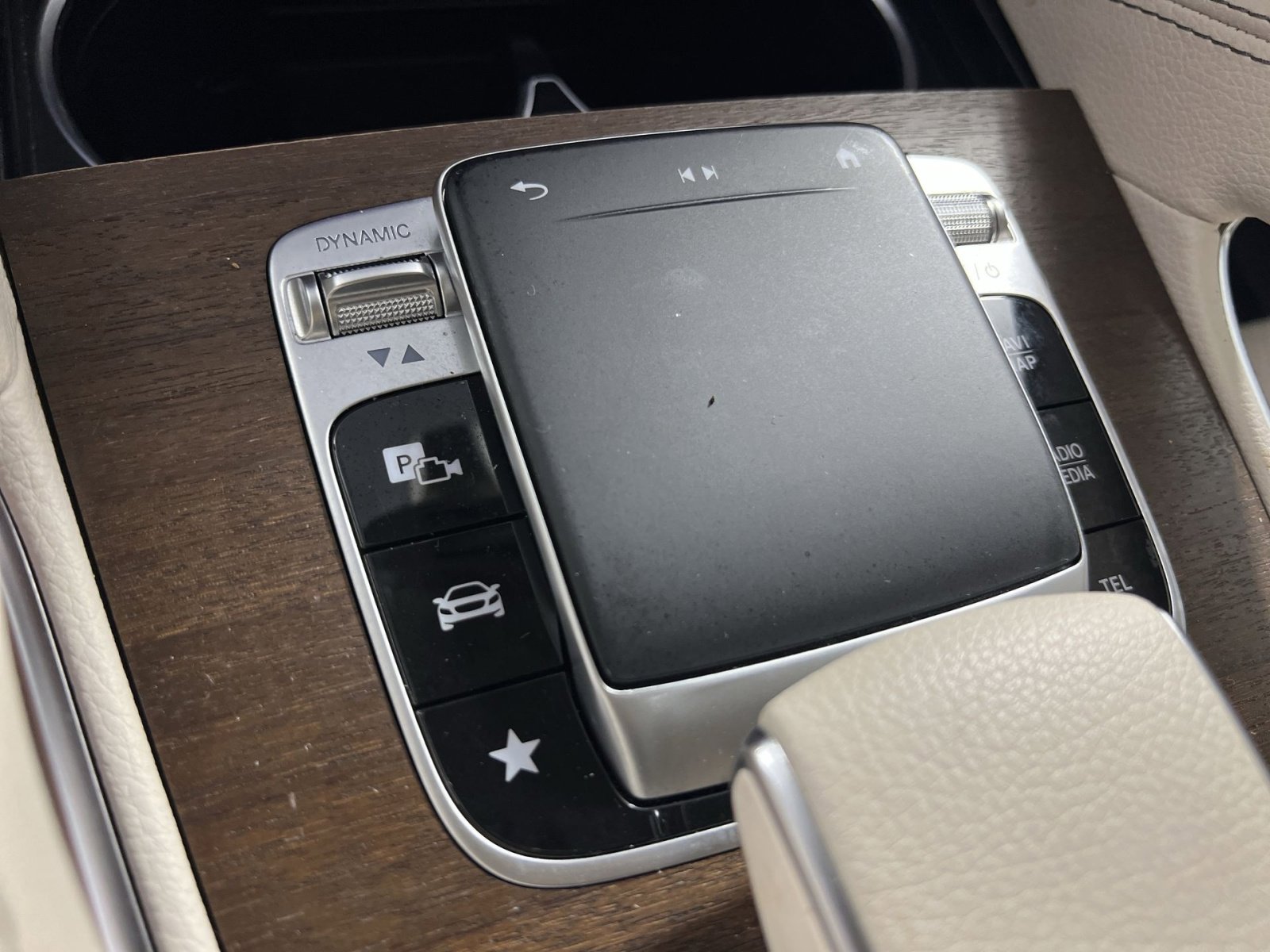 Used 2020 Mercedes-Benz GLS 450 4MATIC image 36