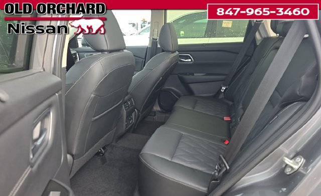 Used 2025 Nissan Rogue Platinum w/ Tech Package AWD/4WD image 12